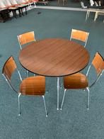 Salvarani Formica tafel uit de jaren 50 en 6 stoelen, Antiek en Kunst, Antiek | Meubels | Tafels, Ophalen