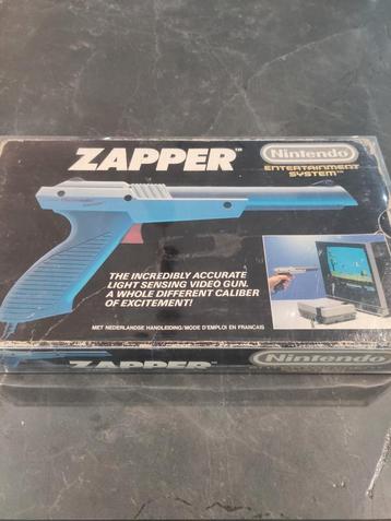 Nintendo Zapper Nes Gris, Enlèvement ou Envoi, Utilisé