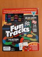 Fluo autobaan en lichtgevende auto. Fun tracks. + 3 jaar., Kinderen en Baby's, Speelgoed |Speelgoedvoertuigen, Ophalen of Verzenden