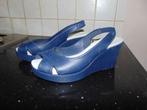Crocs met sleehak in zeer goede staat, Kleding | Dames, Blauw, Zo goed als nieuw, Sandalen of Muiltjes, Ophalen of Verzenden