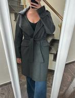 Grijze mantel van Max Mara, Kleding | Dames, Ophalen of Verzenden, Zo goed als nieuw, Grijs, Maat 42/44 (L)
