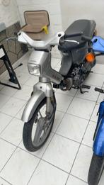 honda wallaroo a klasse, Fietsen en Brommers, Brommers | Peugeot, Ophalen, Zo goed als nieuw