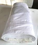 Nieuwe stof in polyester voor gordijnen: 32,9m x 32,9m. Mull, Huis en Inrichting, Ophalen, 200 cm of meer, Wit, Nieuw