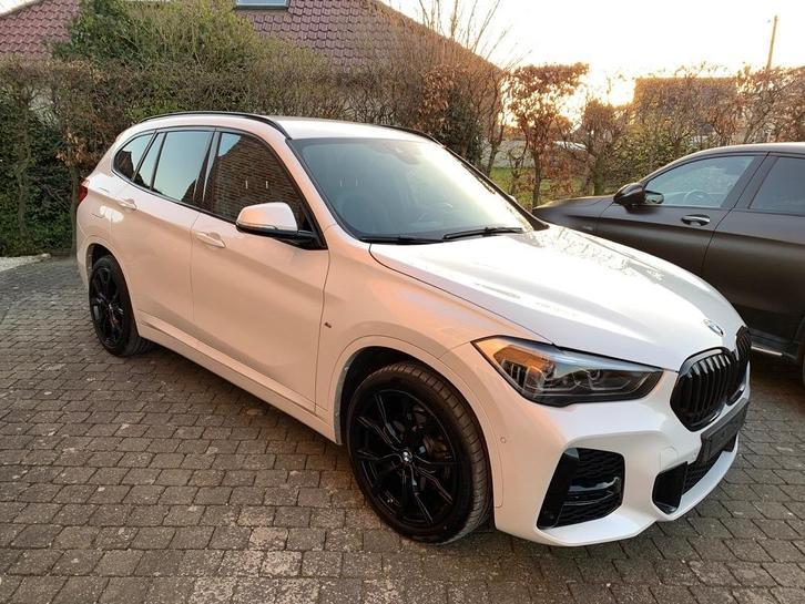 BMW X1 M-PACK ZEER MOOI, Auto's, BMW, Particulier, Te koop, X1, Zetelverwarming, Trekhaak, Benzine, Euro 6, SUV of Terreinwagen