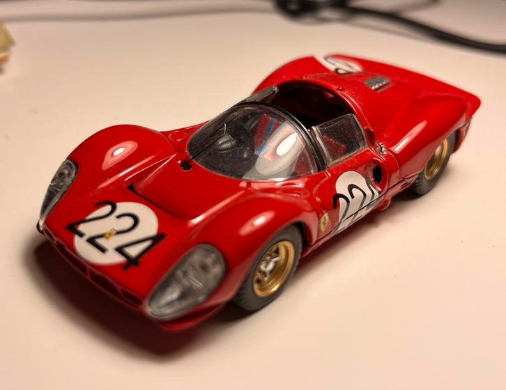1/43 Ferrari 330 P4 spyder Targa Florio 1967, Hobby & Loisirs créatifs, Voitures miniatures | 1:43, Utilisé, Voiture, Autres marques