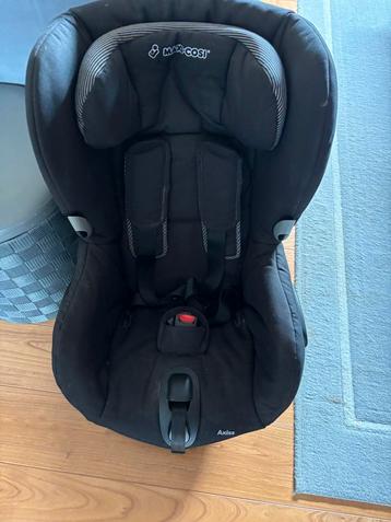 Autostoel beschikbaar voor biedingen