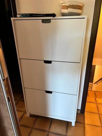 Schoenkast Ikea beschikbaar voor biedingen