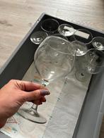 9 Gin glazen, Ophalen, Zo goed als nieuw