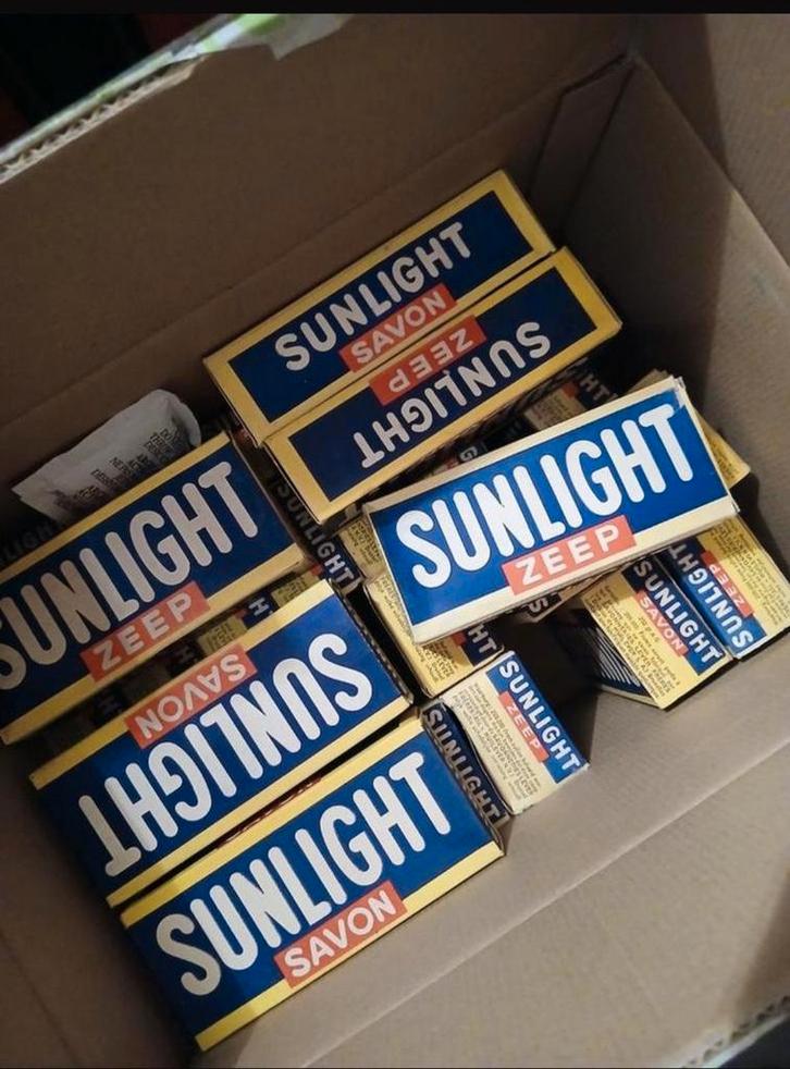 Oude sunlight zeep 3 € per doosje, Divers, Produits alimentaires, Enlèvement ou Envoi