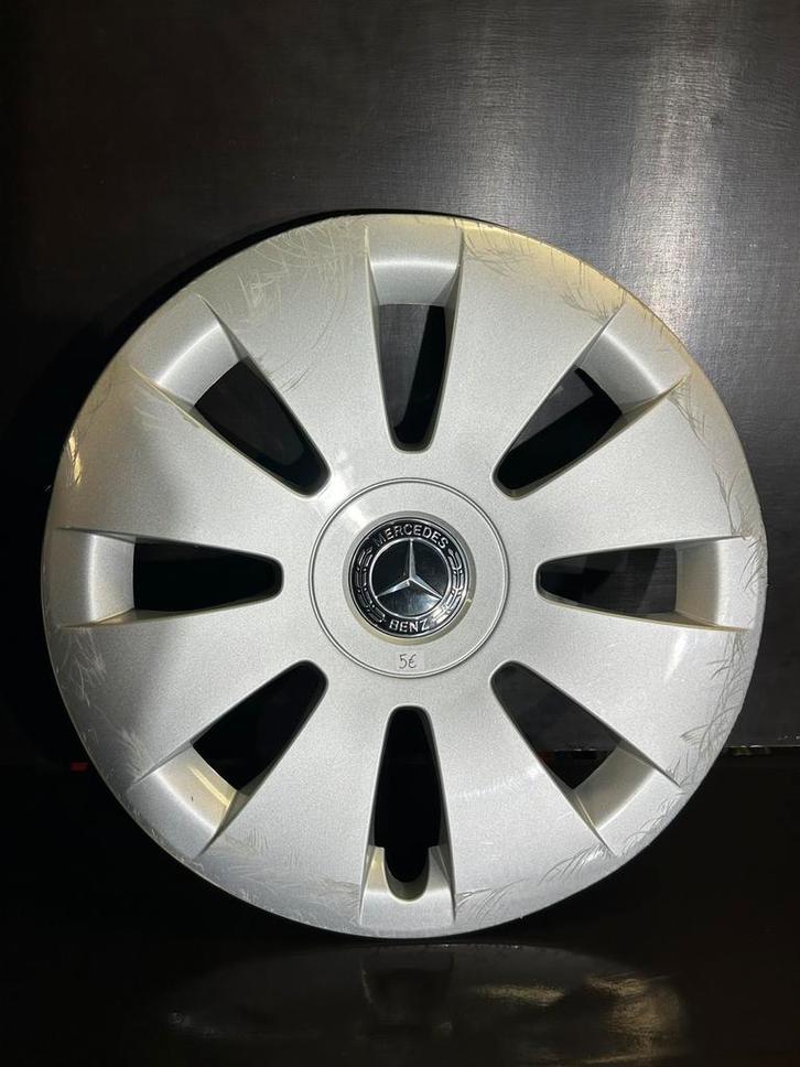 1 enjoliveur d’origine Mercedes vito viano 16", Autos : Divers, Enjoliveurs, Utilisé, Enlèvement ou Envoi