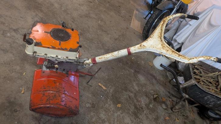 Vintage Grondfreesmachine, motoculteur, Doe-het-zelf en Bouw, Gereedschap | Freesmachines, Gebruikt, Benzine, Tuinfrees, Ophalen