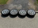 4 Jantes + pneus Alfa Romeo giulietta Giulia, Auto-onderdelen, Banden en Velgen, Ophalen, 17 inch, Zomerbanden, Band(en)