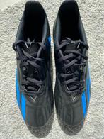 Chaussures de football Adidas taille 42 bleu/noir, Sports & Fitness, Football, Enlèvement, Utilisé