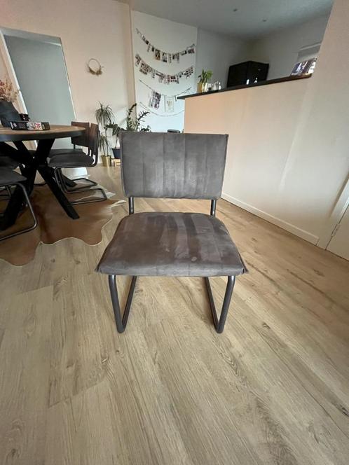 6 eetkamerstoelen (nieuwprijs €580), Huis en Inrichting, Stoelen, Gebruikt, Vijf, Zes of meer stoelen, Grijs, Ophalen
