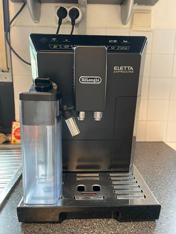 Machine à café à cappuccino De'Longhi Eletta, Electroménager, Tuyau à Vapeur, Café en grains, Utilisé, 10 tasses ou plus