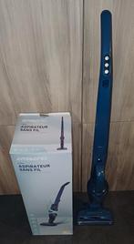 Ambiano steelstofzuiger, nieuwstaat, 4maand oud, Enlèvement ou Envoi, Comme neuf, Réservoir, Aspirateur robot