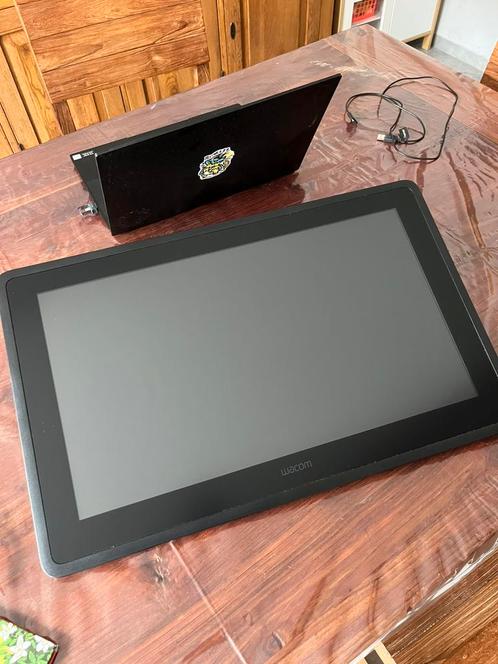 Wacom Cintiq 22, Computers en Software, Tekentablets, Zo goed als nieuw, Ophalen