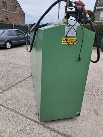 mazouttank 2500 dubbelwandig met pomp als nieuw beschikbaar voor biedingen