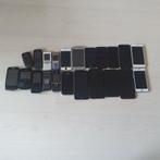 Lot oude gsm's voor herstelling of onderdelen., Enlèvement ou Envoi