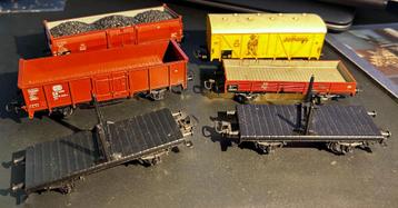 3277. 5 verschillende auto's van DB H0 Märklin.	 beschikbaar voor biedingen