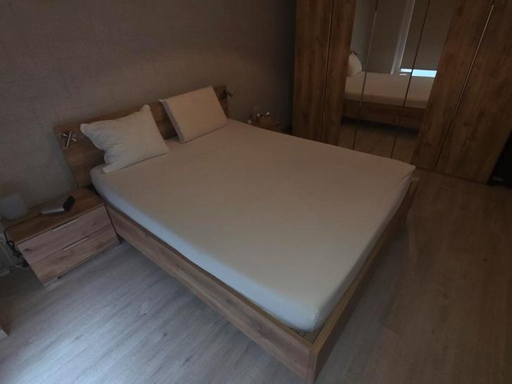 Complete slaapkamer 160x200cm., Huis en Inrichting, Slaapkamer | Complete slaapkamers, Zo goed als nieuw, Ophalen