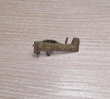 PIN - VLIEGTUIG - OORLOGSVLIEGTUIG - WAR PLANE - AVION beschikbaar voor biedingen