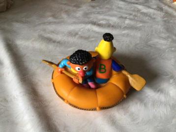 Sesame Street Ernie et Bert en bouée de sauvetage