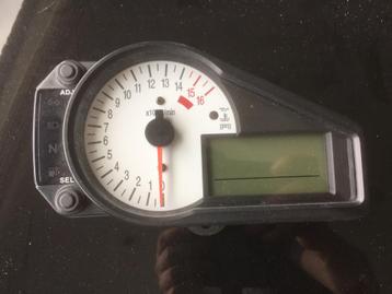 Kilometerteller GSXR K1 17.000km beschikbaar voor biedingen