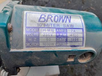 scie circulaire brown beschikbaar voor biedingen