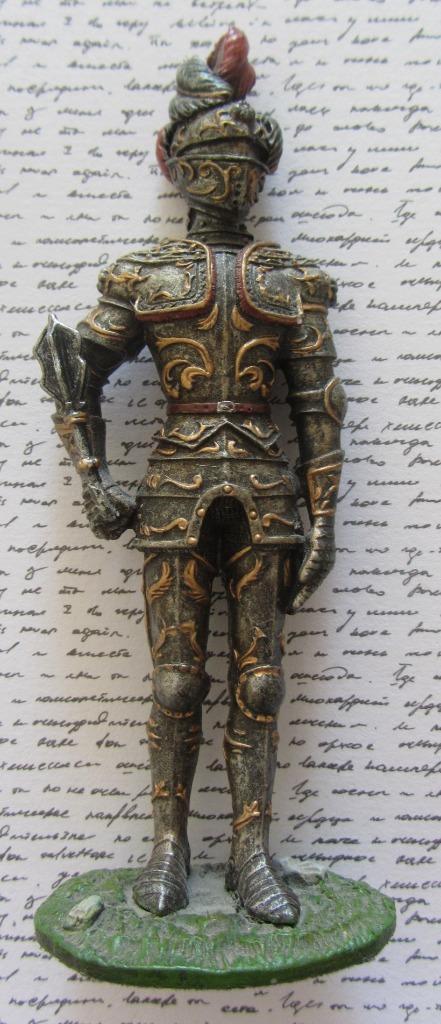 Chevalier avec masse - Étain, Collections, Statues & Figurines, Utilisé, Humain, Enlèvement ou Envoi