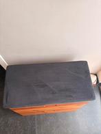 Kast in plint (gymnastiek) vorm, Ophalen, Gebruikt