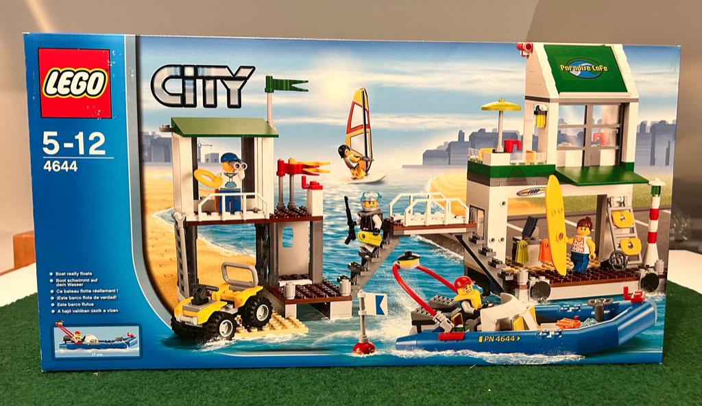 Lego city 4644 The marina - MISB new sealed OVP > 7287 7738, Enfants & Bébés, Jouets | Duplo & Lego, Neuf, Lego, Ensemble complet