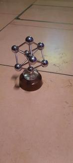 Replique atomium, Antiquités & Art, Antiquités | Autres Antiquités, Enlèvement ou Envoi