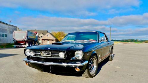 Ford Mustang Coupe 1965 GT Raven Black, Auto's, Oldtimers, Particulier, Bluetooth, Mistlampen, Radio, USB, Ford, Benzine, Coupé