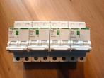 4 zekeringen Schneider resi9XE  20 Amp, Ophalen, Nieuw, Overige typen