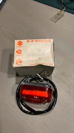 nos suzuki pe 175 / 250 achterlicht, Motoren, Ophalen of Verzenden