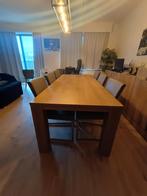 Massief houten tafel en leren stoelen (deba meubelen), Huis en Inrichting, Ophalen of Verzenden, Zo goed als nieuw