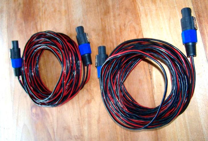 Luidsprekersnoeren 2x5 meter - 2x2,5mm rood/zwart, Muziek en Instrumenten, Kabels en Stekkers, Zo goed als nieuw, Speaker of Versterker