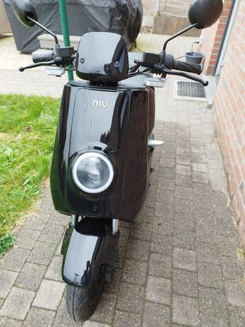 Electrische scooter NIU beschikbaar voor biedingen