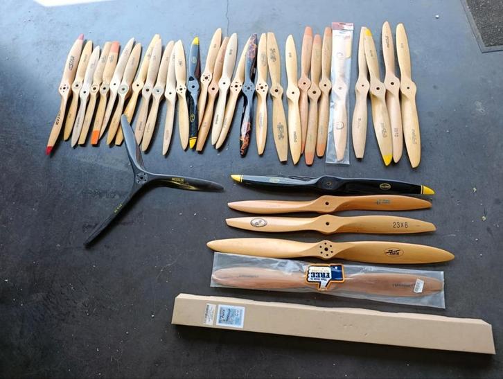 Lots d helice, Hobby en Vrije tijd, Modelbouw | Radiografisch | Vliegtuigen, Zo goed als nieuw, Ophalen of Verzenden