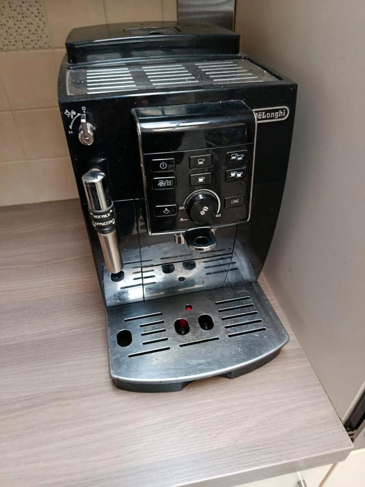 Machine à café automatique De’Longhi, Electroménager, Cafetières