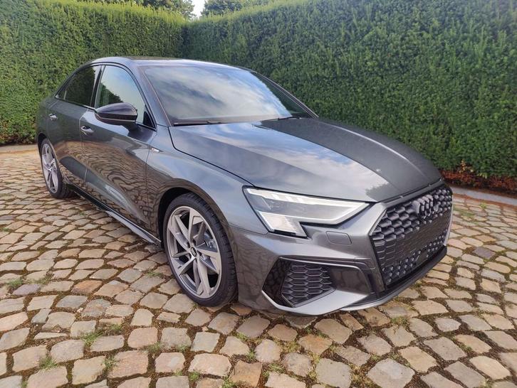 Audi A3 A3 35 TFSI Limousine Stronic S line RS stoelen B&O, Auto's, Audi, Bedrijf, Te koop, A3, ABS, Achteruitrijcamera, Adaptive Cruise Control