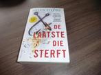 De laatste die sterft - Helen Fields, Boeken, Ophalen of Verzenden