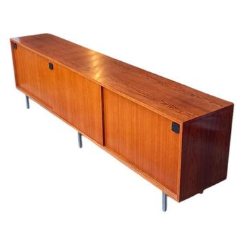 Alfred Hendrickx Belform vintage dressoir uit de jaren 60  beschikbaar voor biedingen