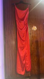 Robe longue de couleur rouge, Taille 36 (S), Sous le genou, Neuf