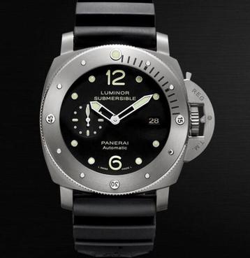 Panerai Luminor Submercible 1950 3 days Titanium 2500M 47mm beschikbaar voor biedingen