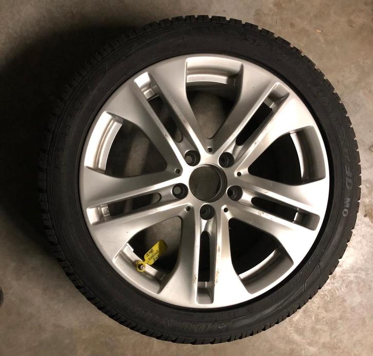 4 ALU velgen met winterbanden Dunlop 235/45 R17 94H, Auto-onderdelen, Banden en Velgen, Velg(en), Winterbanden, 17 inch, 235 mm