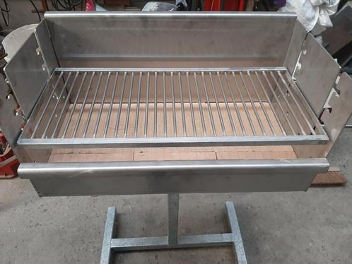 Barbecue - Inox, Tuin en Terras, Houtskoolbarbecues, Nieuw, Ophalen