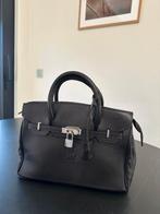 Donkerbruin lederen dameshandtas met cloche zeer goede staat, Handtassen en Accessoires, Tassen | Damestassen, Ophalen of Verzenden