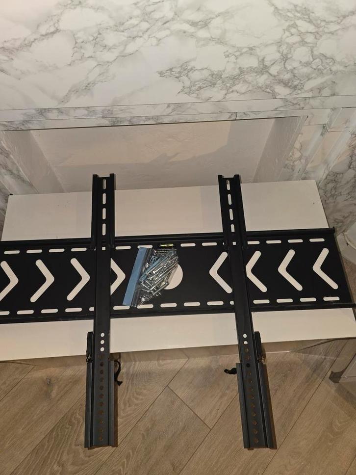 Support mural TV inclinable EDENWOOD (127-218 cm), Audio, Tv en Foto, Televisiebeugels, Ophalen of Verzenden